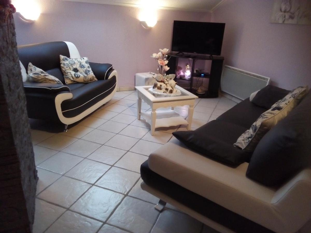La Belle Endormie - Appartement A Fenetrange Exteriör bild